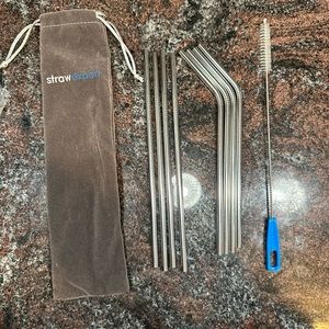 Set of 8 reusable metal straws